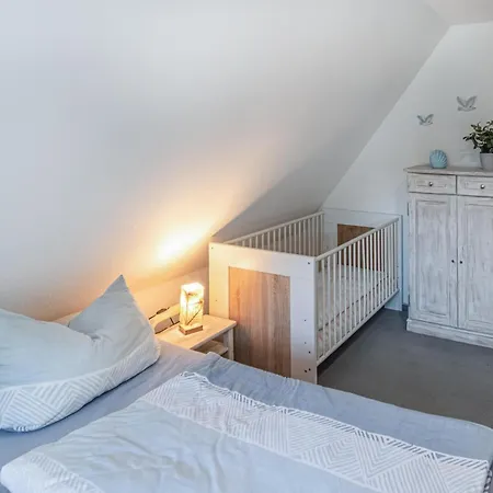 Nice Home In Nordstrand Nordstrand With Wifi Casa vacanze *